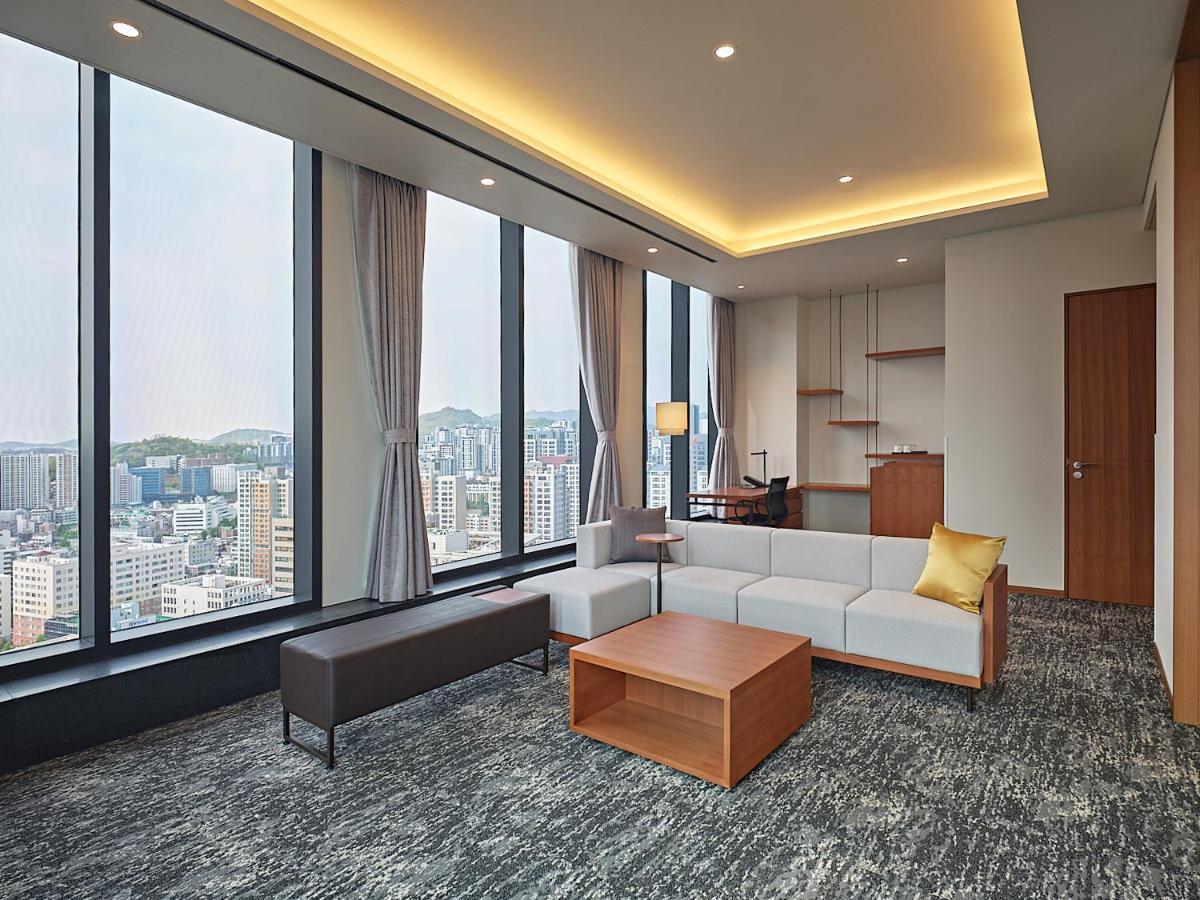 Roynet Hotel Seoul Mapo Extérieur photo